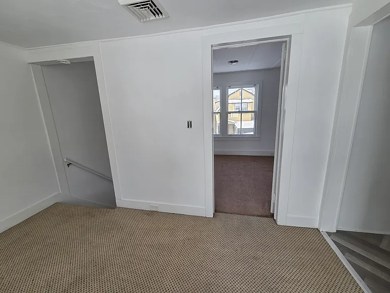 153 Main St — Photo 11