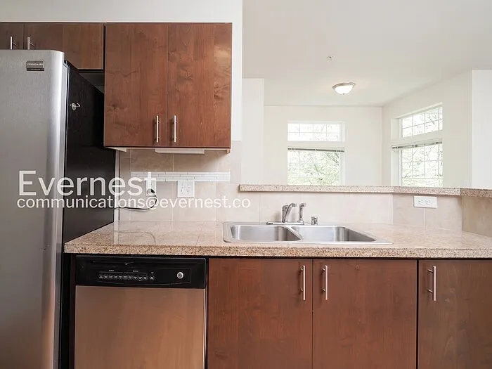 4001 S 211th Pl #C2 — Photo 8