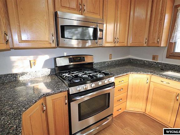 5th image of 575 River View Dr