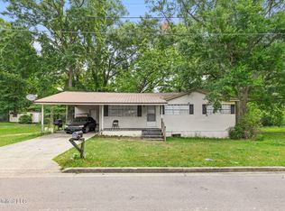 1430 Hendricks St, Columbia, MS 39429