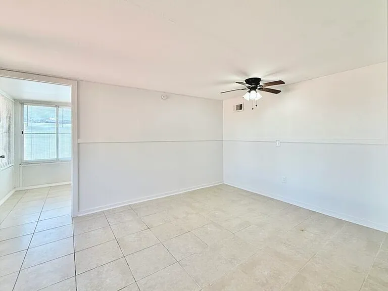 10108 Paradise Blvd — Photo 34