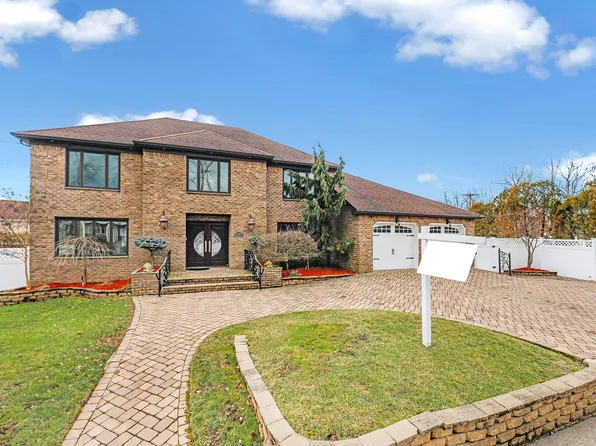 208 Pleasant Plains Avenue image 1 of 24