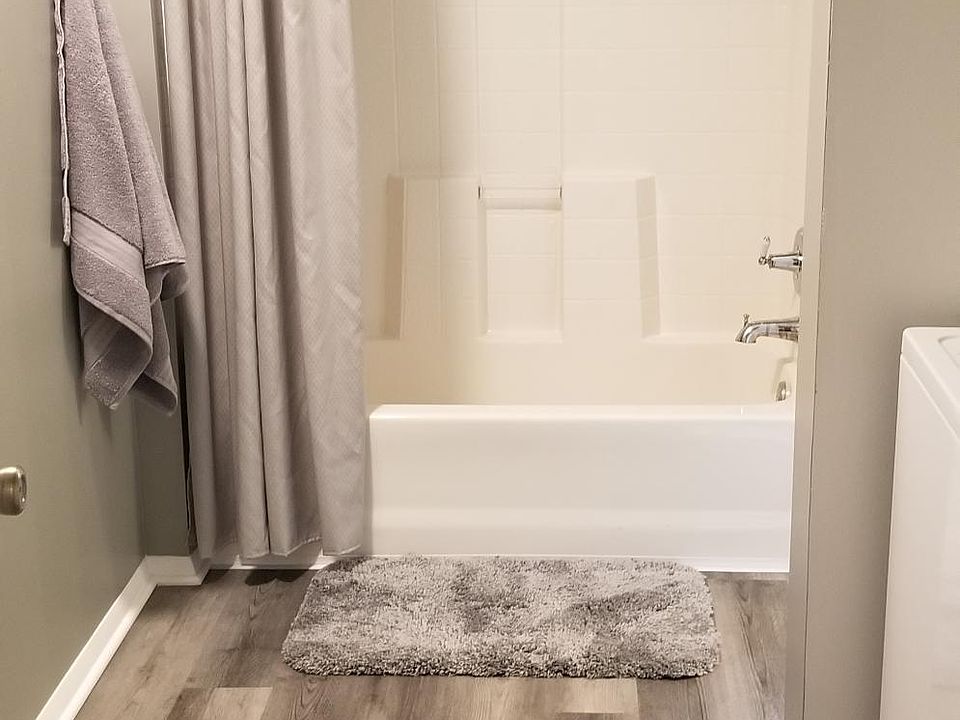1st image of 9137 E Hibben Ave
