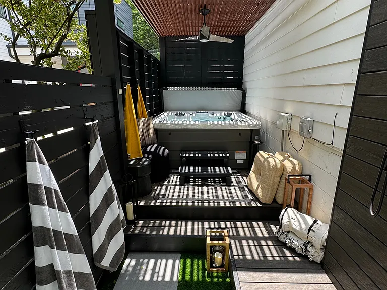 669 E Ave NE #A — Photo 38