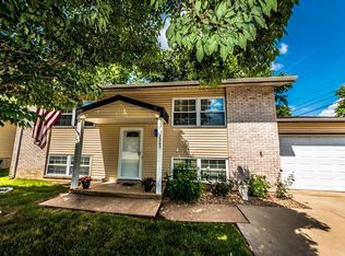 2285 McKelvey Rd, Maryland Heights, MO 63043
