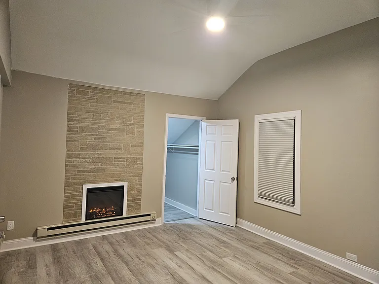 1020 S Park Blvd — Photo 12