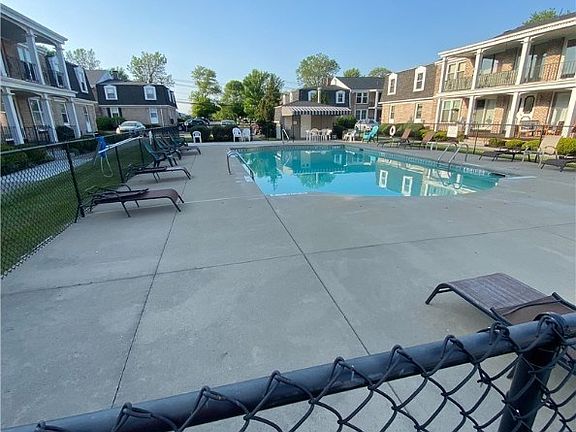 2nd image of 73 Henel Ave APT 3