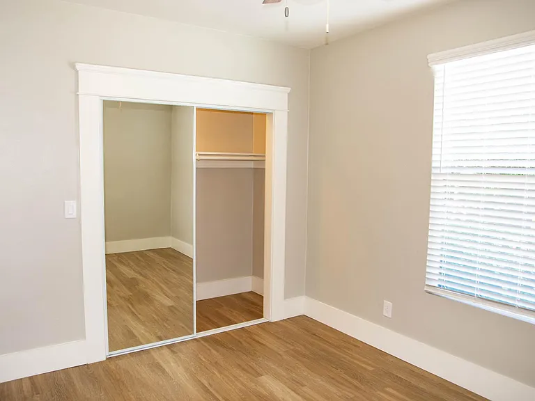 1665 9th Ave #5 — Photo 15