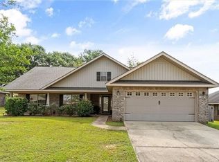 2244 Fernwood Loop E, Semmes, AL 36575
