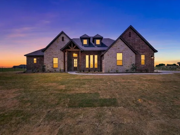 517 Longhorn Dr, Springtown, TX 76082