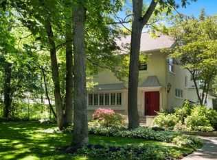140 Cary Ave, Highland Park, IL