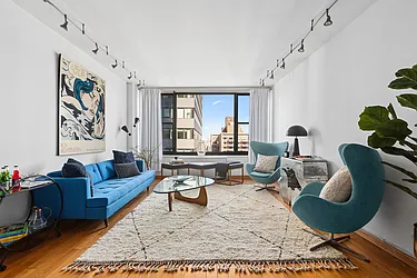 117 East 57th Street, #32G