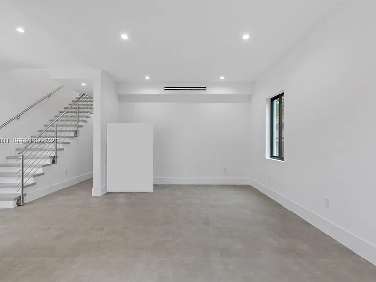 3379 William Ave — Photo 12