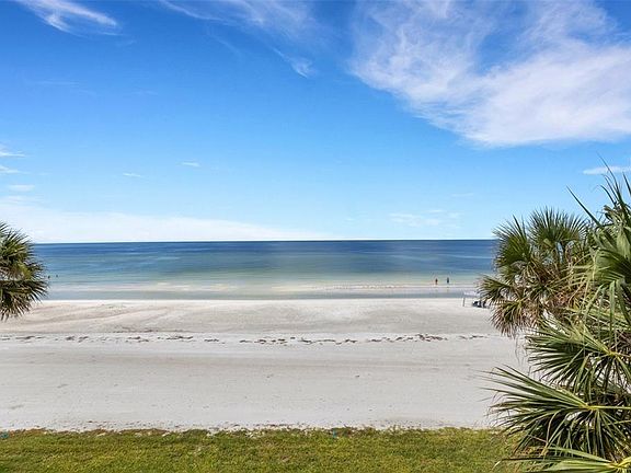 3rd image of 3235 Gulf Of Mexico Dr #A305