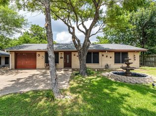 1712 E Wm J Bryan Pkwy, Bryan, TX 77803