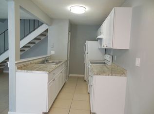 727 W Tiffany Dr APT 2, Mangonia Park, FL 33407