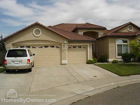 1st image of 8329 Leatherleaf Ct