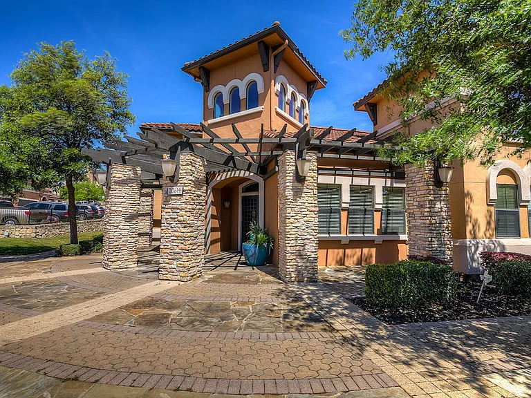 Estates at Canyon Ridge — Photo 7