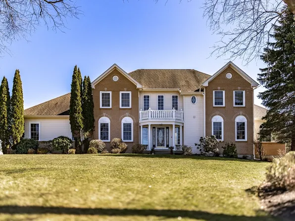 6 Appleseed Dr, Westborough, MA 01581