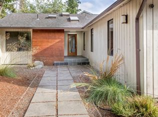 17734 86th Ave NE, Bothell, WA 98011