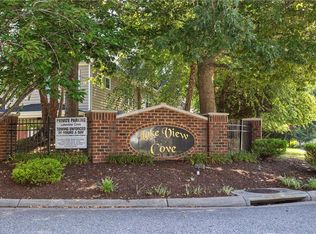 503 Lakeview Cv, Smithfield, VA 23430