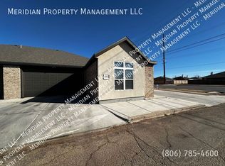 6804 4th St UNIT D, Lubbock, TX 79416