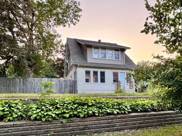 929 Barclay St, Saint Paul, MN 55106