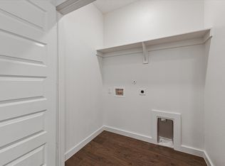 1212 Chestnut Ct, Runaway Bay, TX 76426