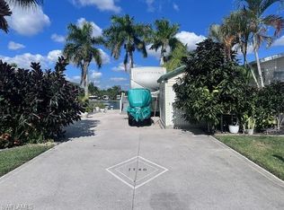 1146 Silver Lakes BLVD, NAPLES, FL 34114