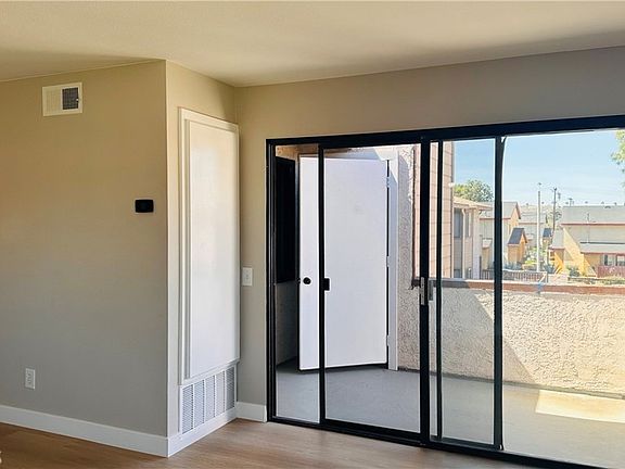 3rd image of 1333 Massachusetts Ave APT 201