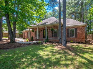 22 Carriage Parke Dr, Purvis, MS 39475