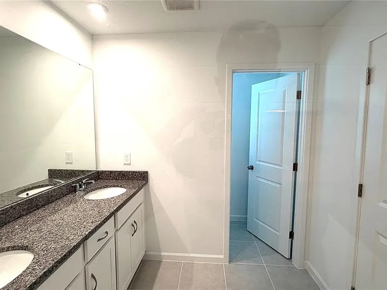2947 Camellia Flower St — Photo 20