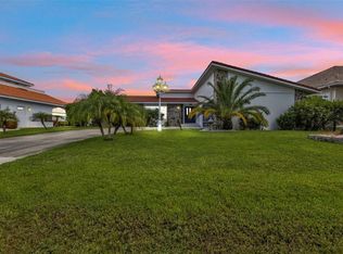 16 Tropicana Dr, Punta Gorda, FL 33950