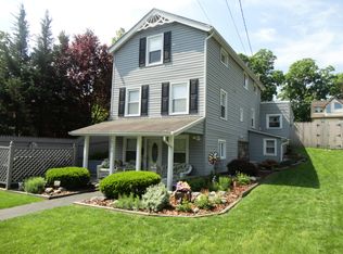 303 E Catherine St, Milford, PA 18337