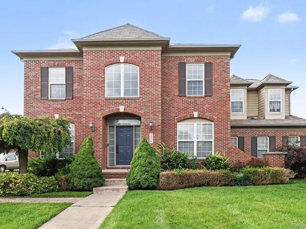 2418 Premier Ln, Canton, MI 48188