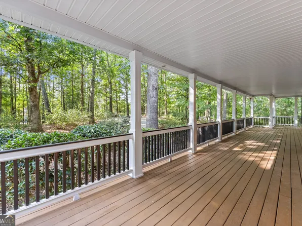 1040 Auburn Rd, Dacula, GA 30019