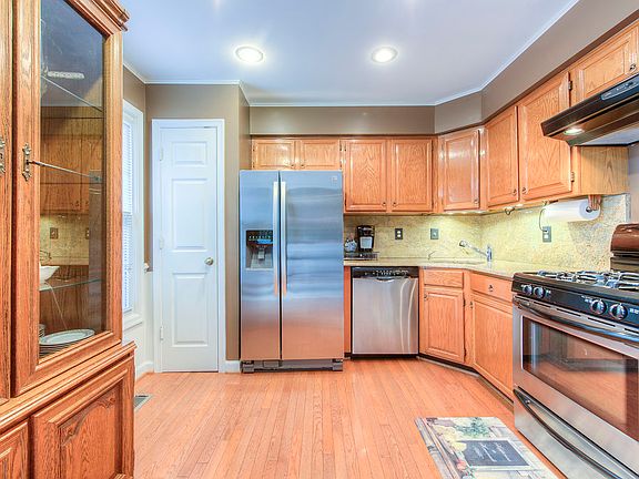 2nd image of 13835 Wakley Ct
