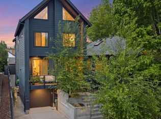 2897 SE Sherman St UNIT A, Portland, OR 97214