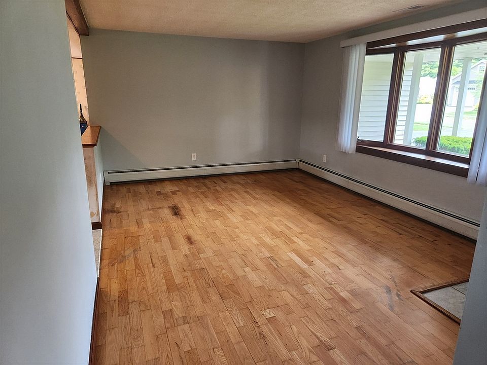 126 Burley St, Danvers, MA 01923 Zillow