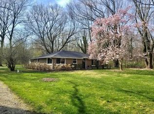 4292 Pier Rd, Benton Harbor, MI 49022