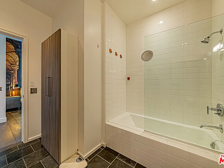 1155 S Grand Ave #1317 — Photo 20