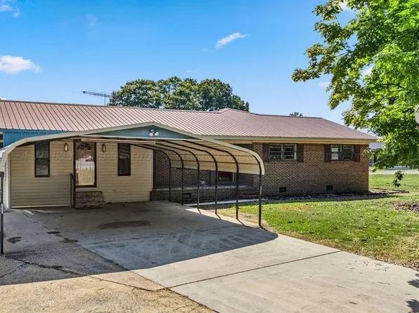 2609 18th St NW, Jasper, AL 35503