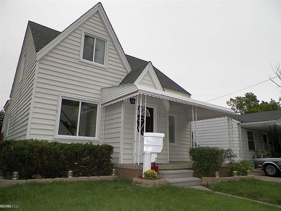3rd image of 8259 Essex Ave