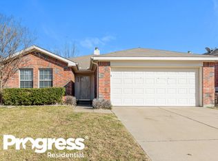6620 Whitneyglen Dr, Dallas, TX 75241