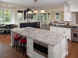 128 Popes Ln, Hingham, MA 02043