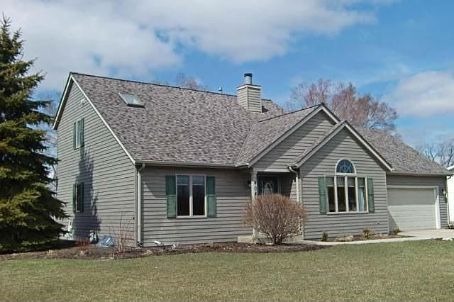 1st image of 404 Foxmead Dr