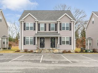 69 Riley Rd #69, Tyngsboro, MA 01879