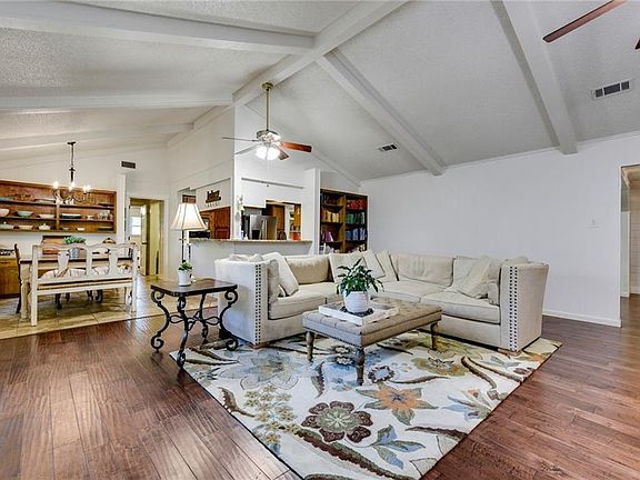 4th image of 11902 Archhill Dr