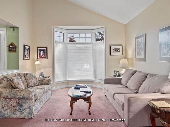 5th image of 2330 Southcott Rd