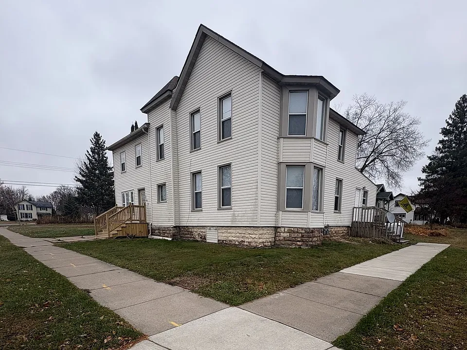 103 Division St